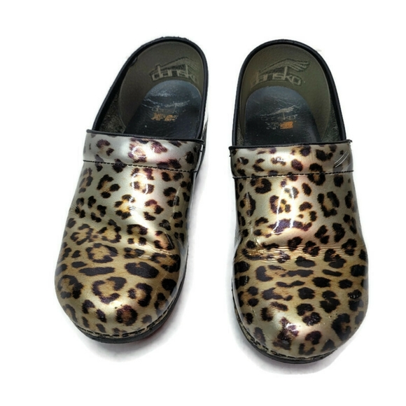 Dansko leopard cheetah print clogs size 40 metalic black gold and brown. - Picture 10 of 11